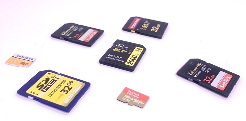 SD card with adequate storage | can you download netflix movies to sd card